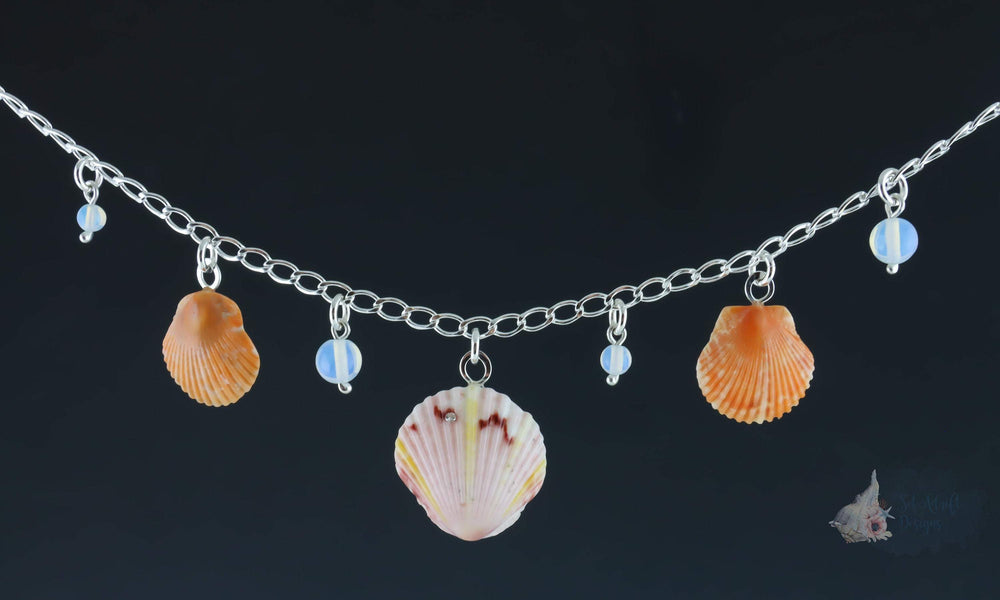 
            
                Load image into Gallery viewer, Orange &amp;amp; Pink Scallop Shell Necklace
            
        